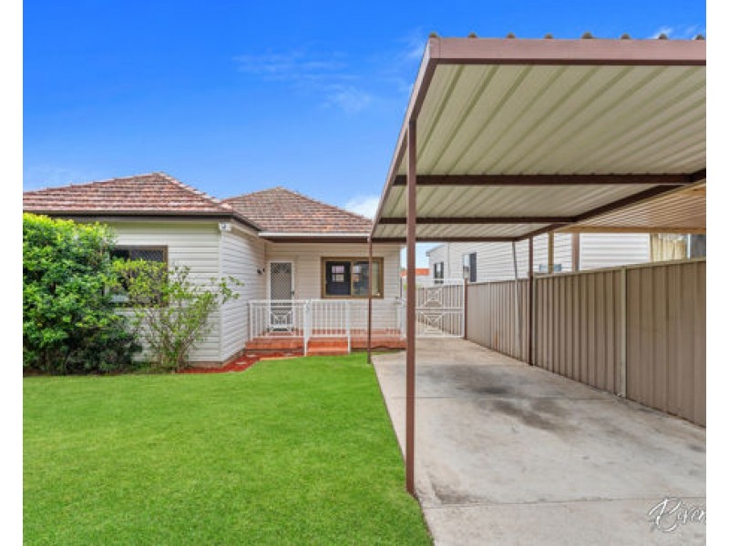 4 Adeline Street, Bass Hill NSW 2197