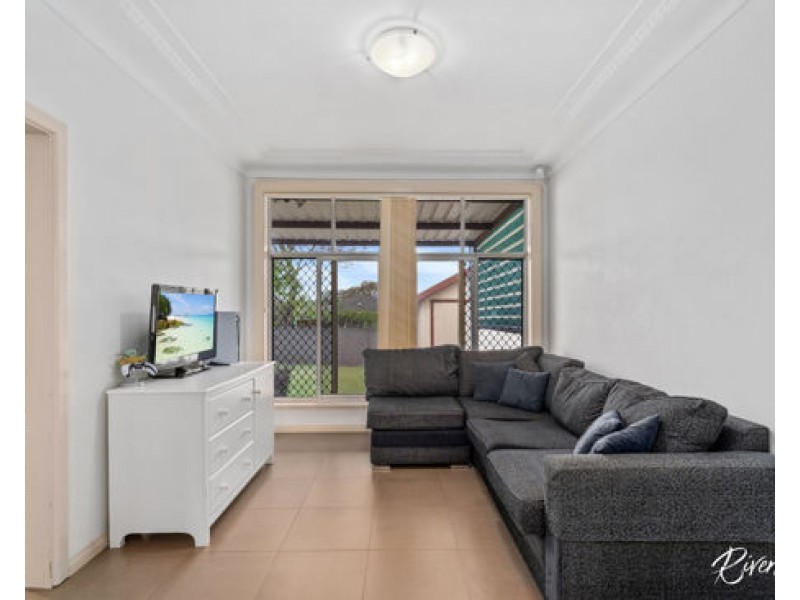 4 Adeline Street, Bass Hill NSW 2197