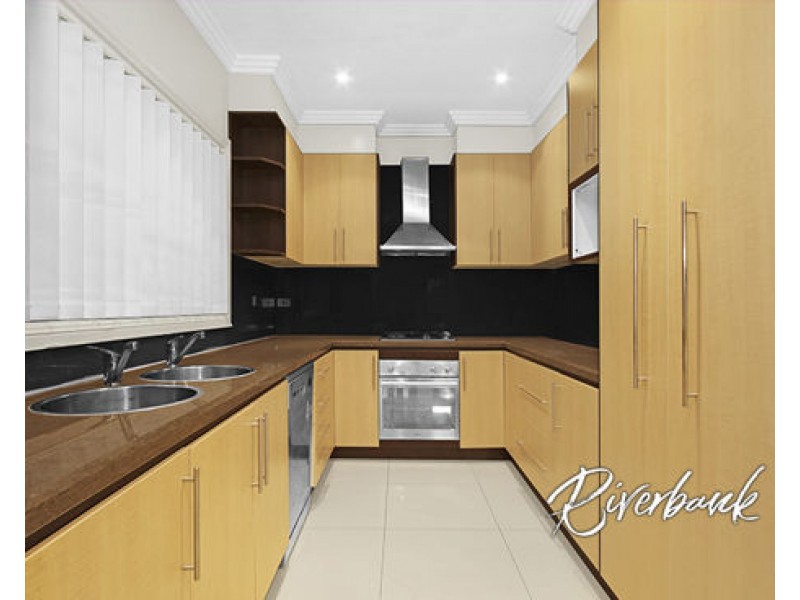 9 Pugh Avenue, Pemulwuy NSW 2145