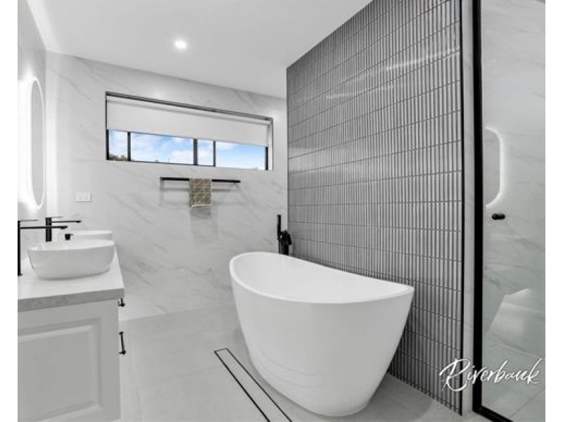 28 Grace Crescent, Merrylands NSW 2160