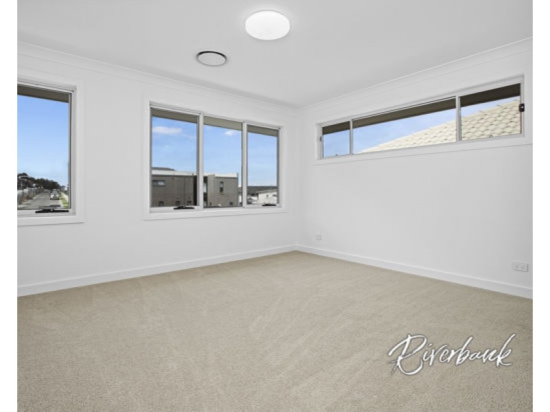 347 Driftway Drive, Pemulwuy NSW 2145