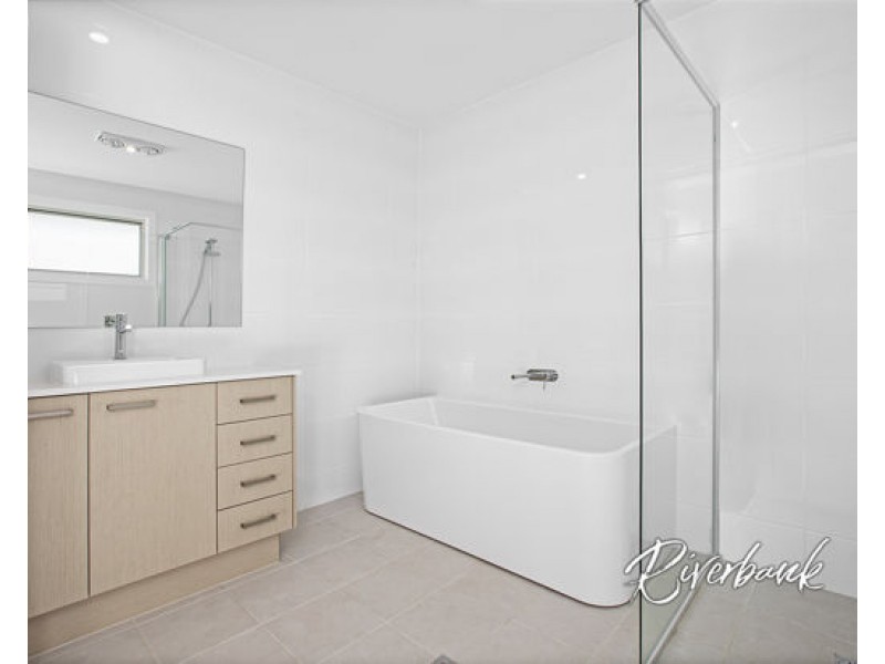 347 Driftway Drive, Pemulwuy NSW 2145