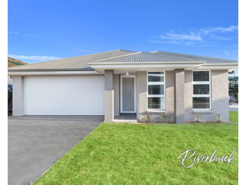 38 Kingsbury Road, Edmondson Park NSW 2174