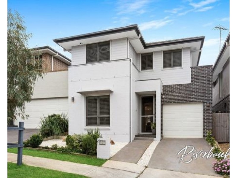 9 Binnet Street, Pemulwuy NSW 2145