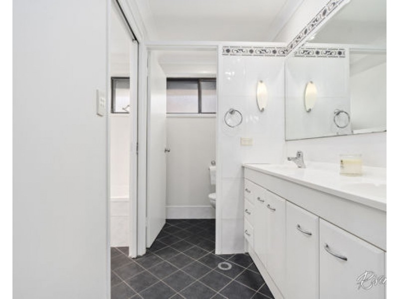 74 Grevillea Crescent, Greystanes NSW 2145