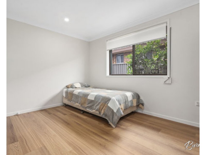 74 Grevillea Crescent, Greystanes NSW 2145