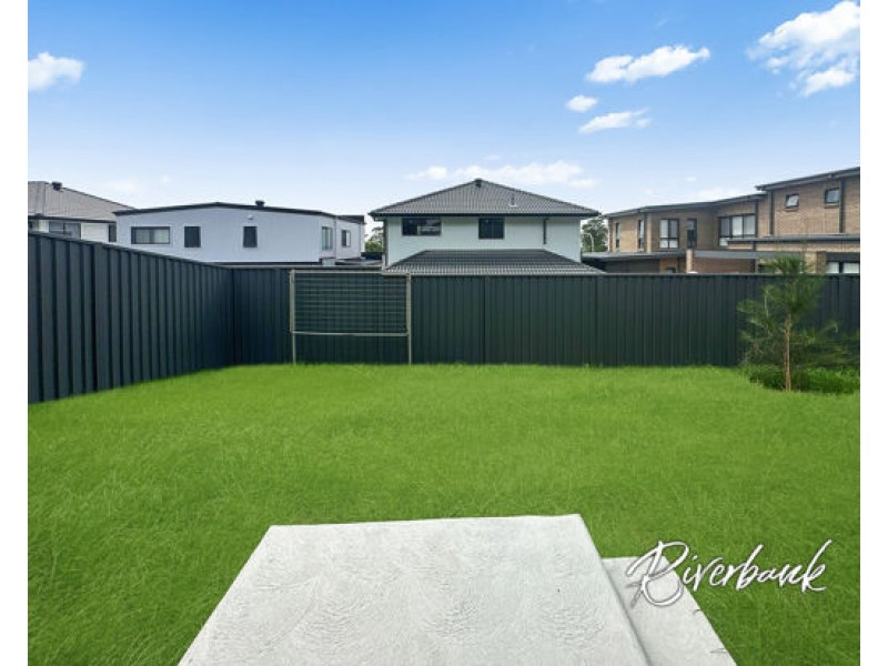 329 Driftway Drive, Pemulwuy NSW 2145