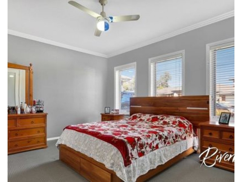 11 Tussock Street, Ropes Crossing NSW 2760