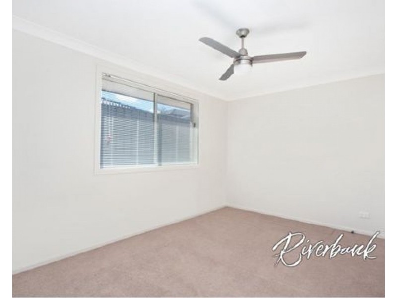 6 Foothills Terrace, Glenmore Park NSW 2745