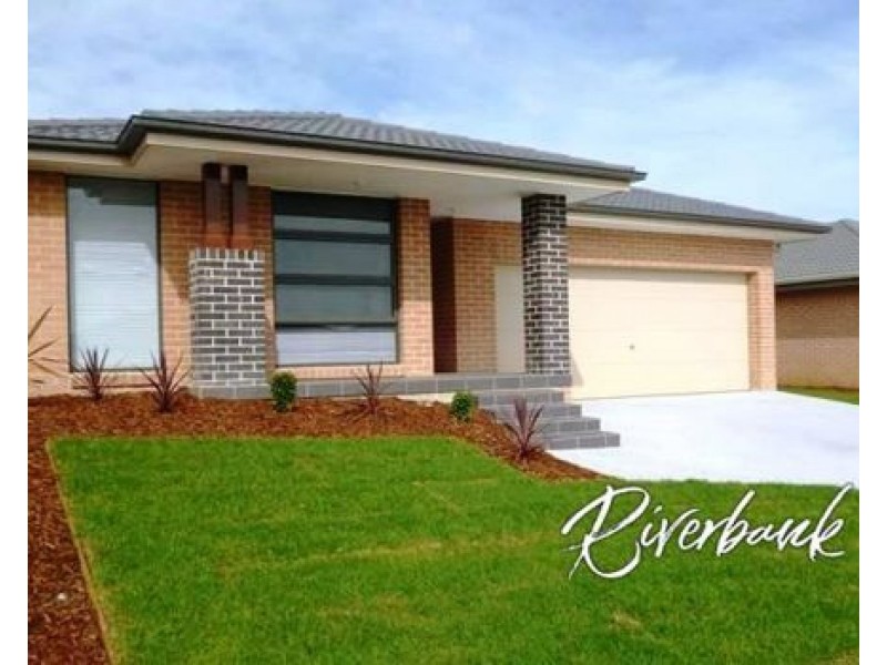 6 Foothills Terrace, Glenmore Park NSW 2745