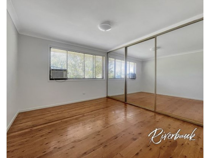 7 Grevillea Crescent, Greystanes NSW 2145