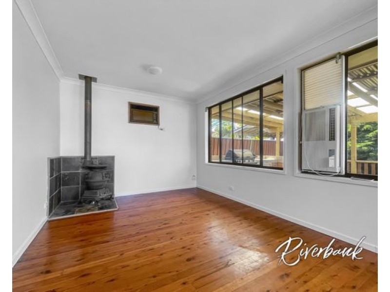 7 Grevillea Crescent, Greystanes NSW 2145