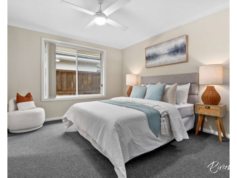 13 Asimus Circuit, Elderslie NSW 2570