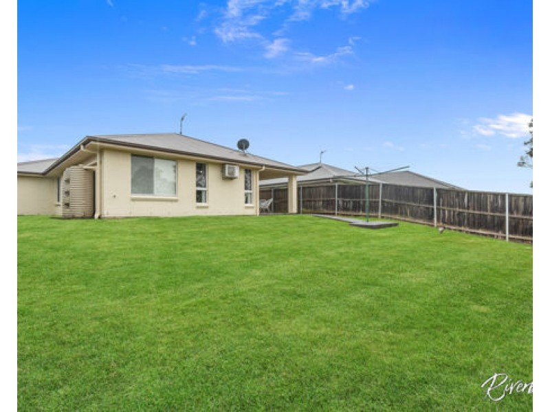 13 Asimus Circuit, Elderslie NSW 2570