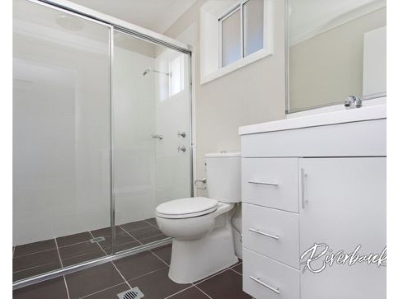 25 Asimus Circuit, Elderslie NSW 2570