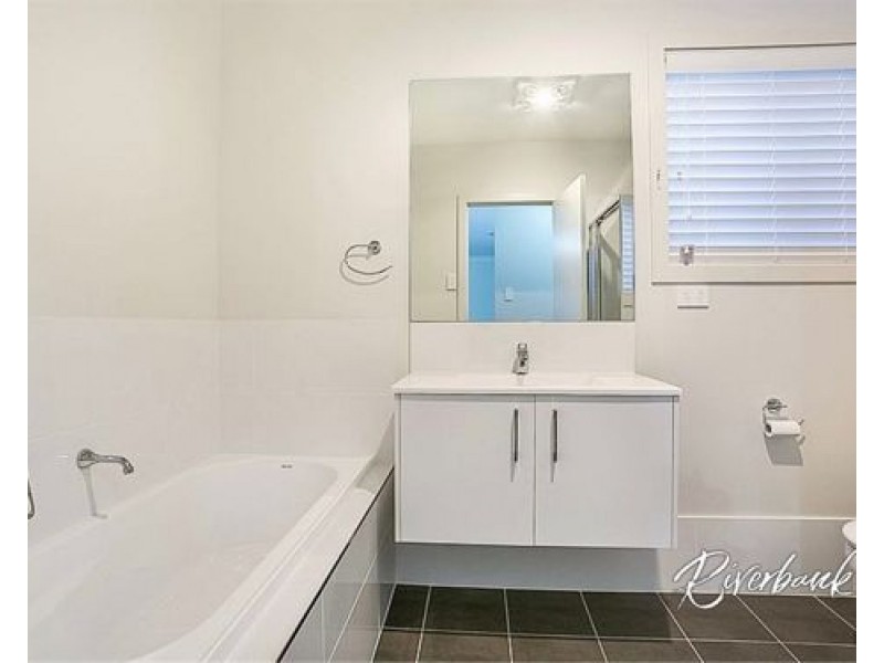 31 Aqueduct Street, Leppington NSW 2179