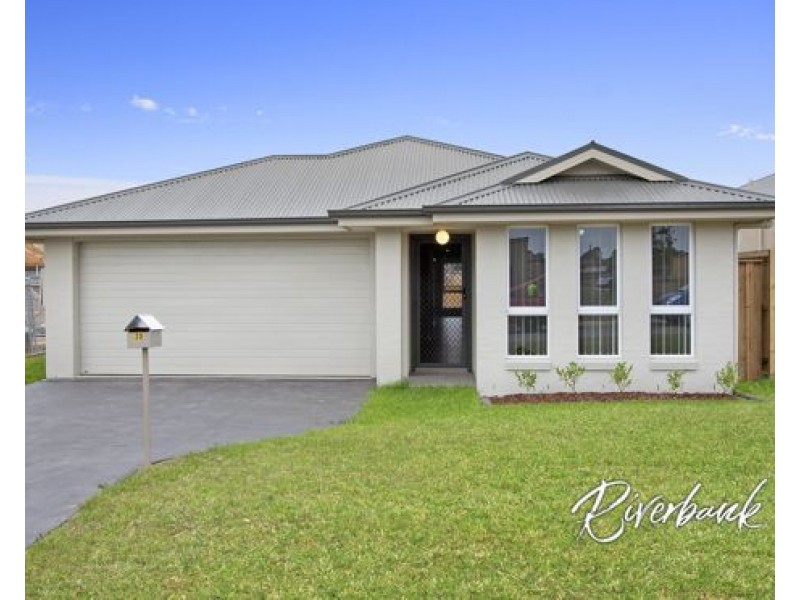 20 Fortune Street, Glenfield NSW 2167