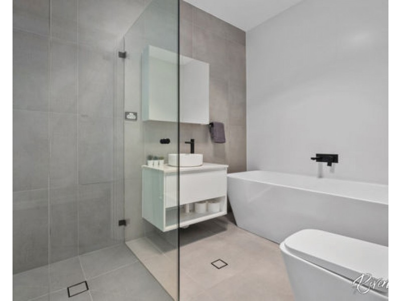 1 Poppy Place, Greystanes NSW 2145