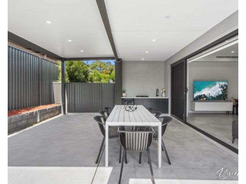 1 Poppy Place, Greystanes NSW 2145