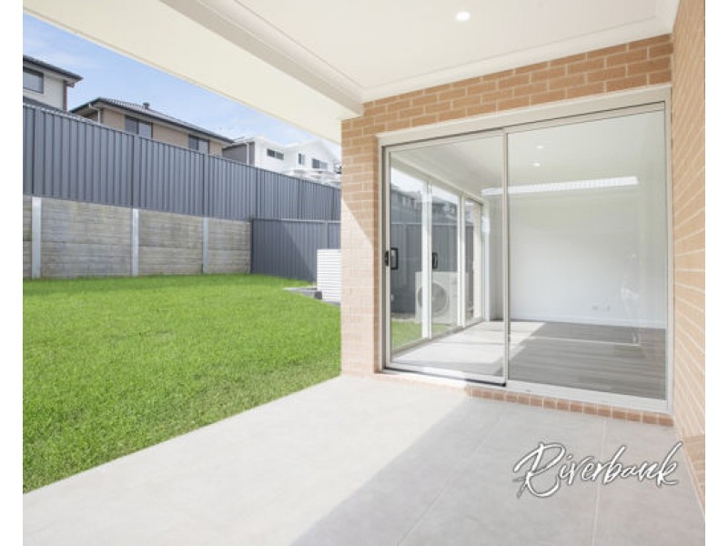 255 Driftway Drive, Pemulwuy NSW 2145