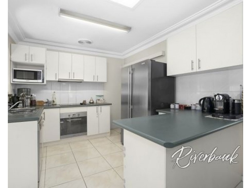 4 Cullis Place, Woodpark NSW 2164