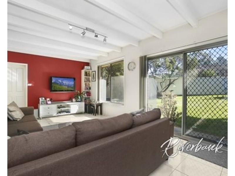 4 Cullis Place, Woodpark NSW 2164