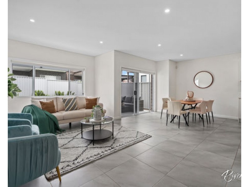 51 Deerubbin Drive, Glenmore Park NSW 2745