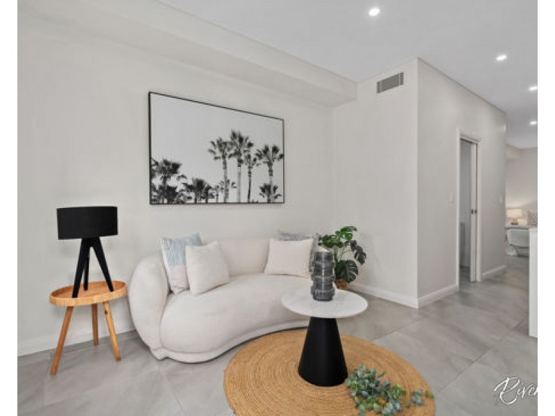 51 Deerubbin Drive, Glenmore Park NSW 2745