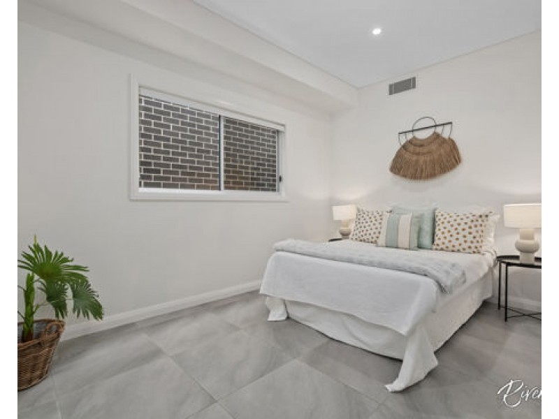 51 Deerubbin Drive, Glenmore Park NSW 2745