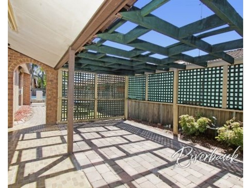 5 Nairobi Place, Toongabbie NSW 2146