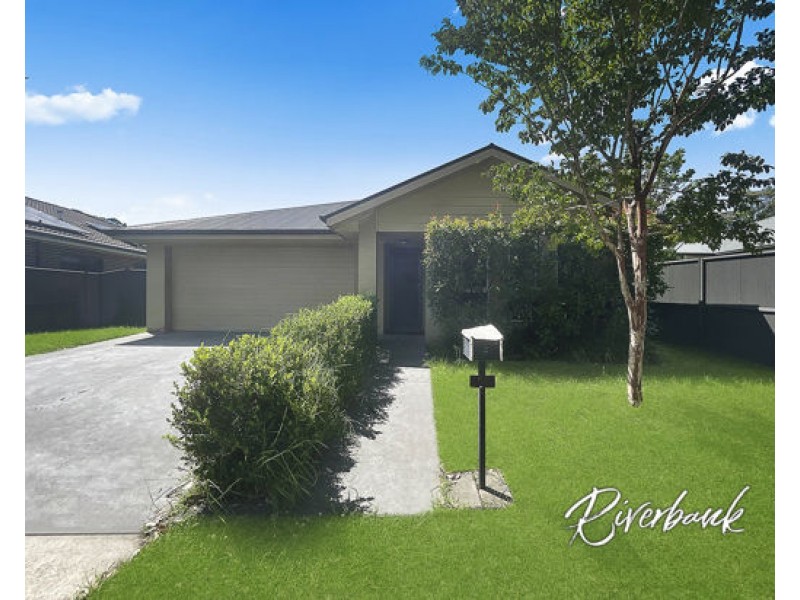 4 Marshall Avenue, Ropes Crossing NSW 2760