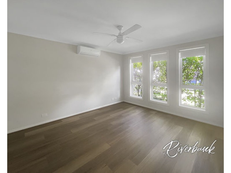 4 Marshall Avenue, Ropes Crossing NSW 2760