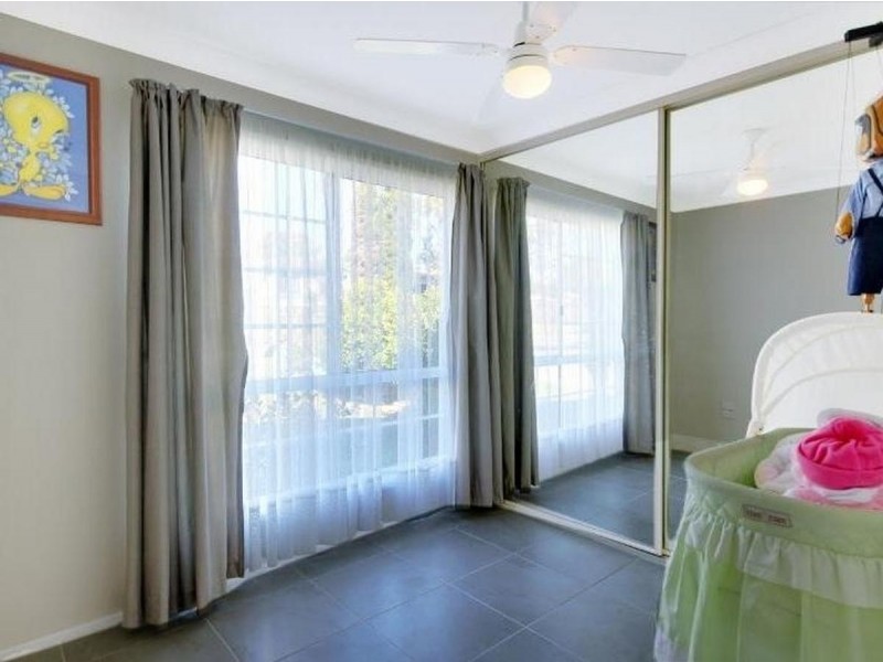 54 Spencer Road, Mannering Park NSW 2259