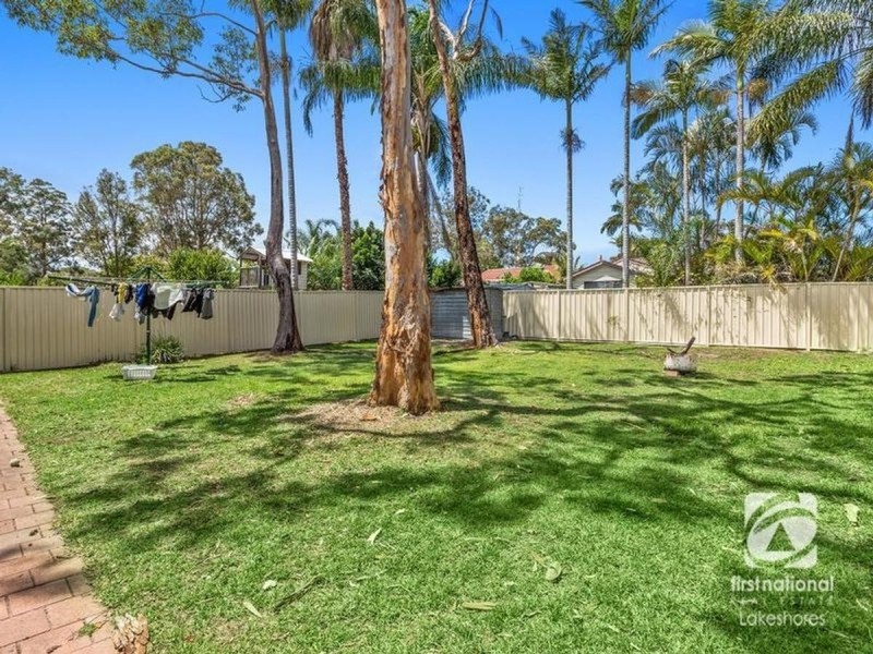 3 Campbell Parade, Mannering Park NSW 2259