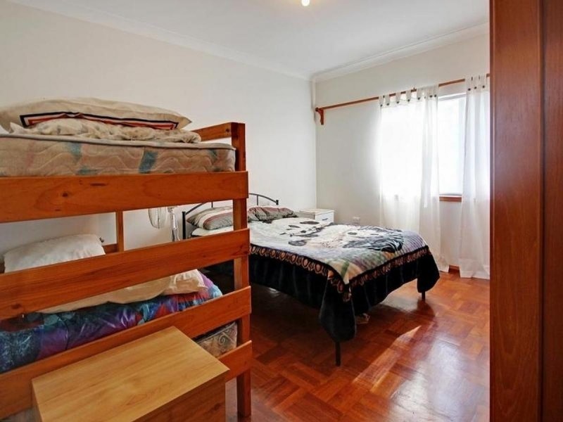 3 Macquarie Road, Mannering Park NSW 2259