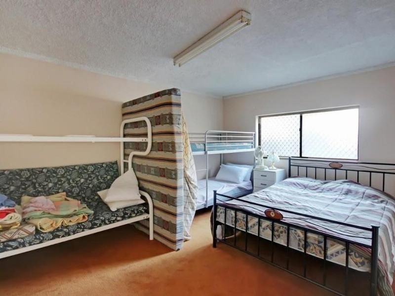 3 Macquarie Road, Mannering Park NSW 2259