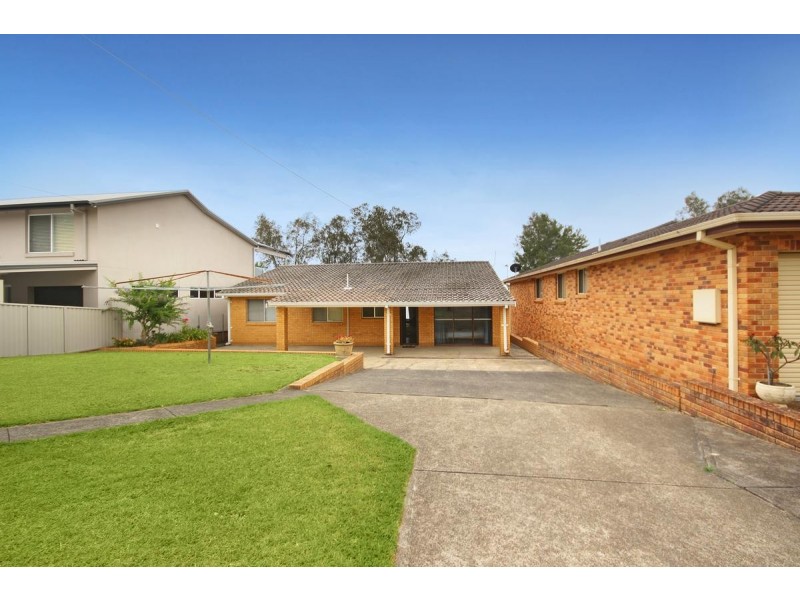 20 Bambury Avenue, Summerland Point NSW 2259