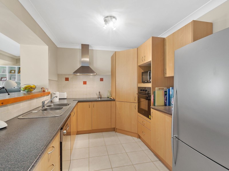 9 Tarwarri Road, Summerland Point NSW 2259