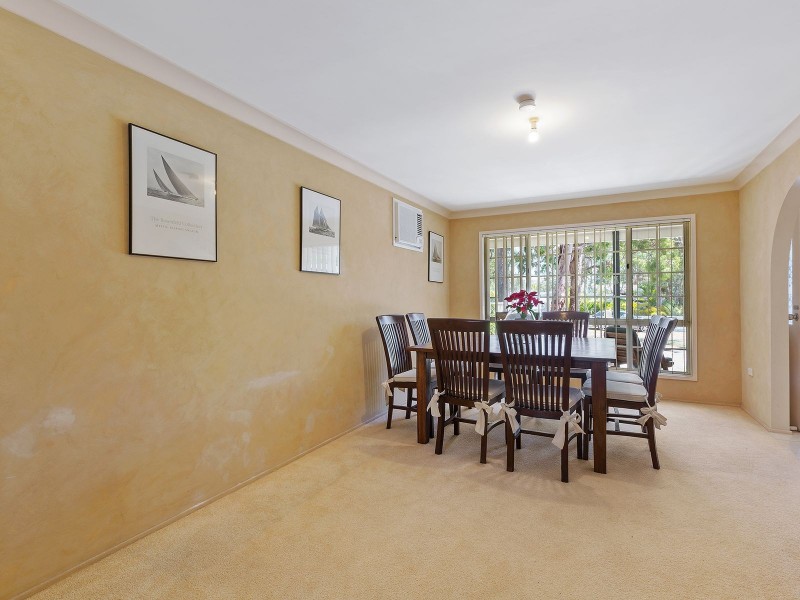 9 Tarwarri Road, Summerland Point NSW 2259