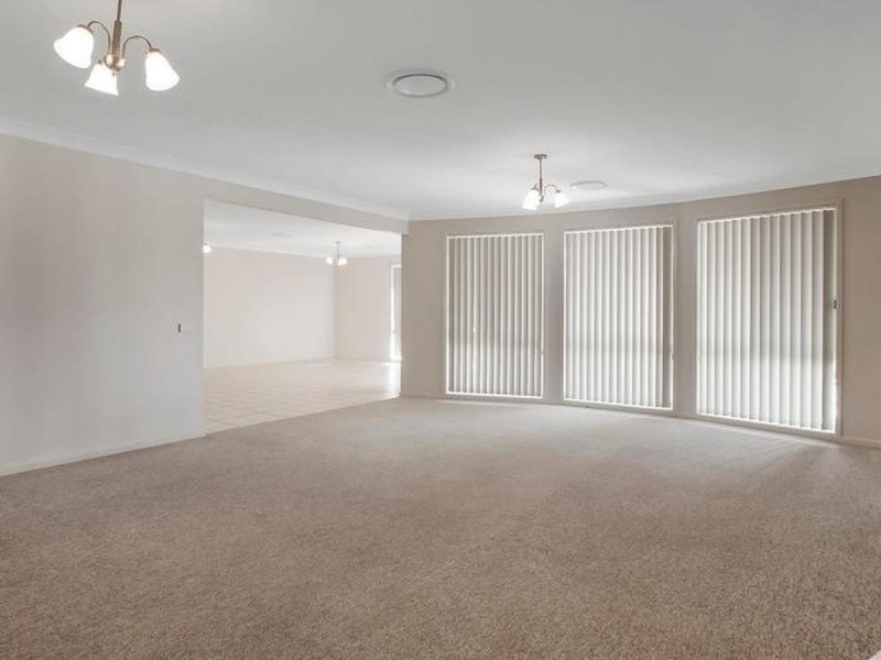 25 MEBBIN CIRCUIT, Woongarrah NSW 2259