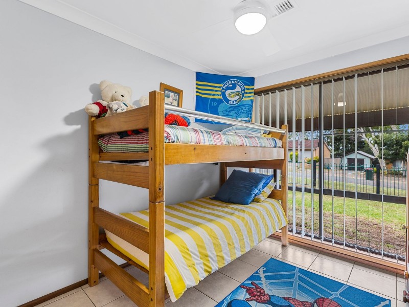 30 Lake Street, Wyee Point NSW 2259