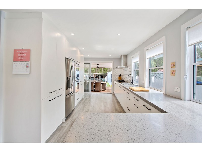 317 Tuggerawong Road, Tuggerawong NSW 2259