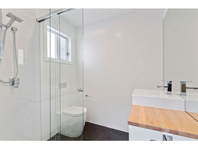 317 Tuggerawong Road, Tuggerawong NSW 2259