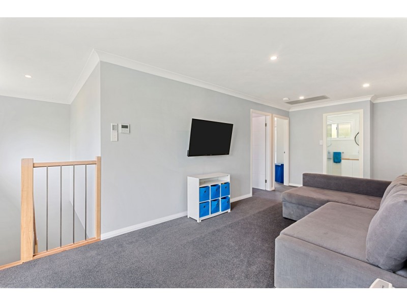 317 Tuggerawong Road, Tuggerawong NSW 2259