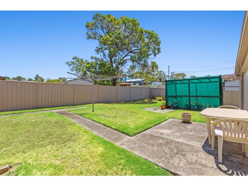 13 Dulkara Street, Gwandalan NSW 2259