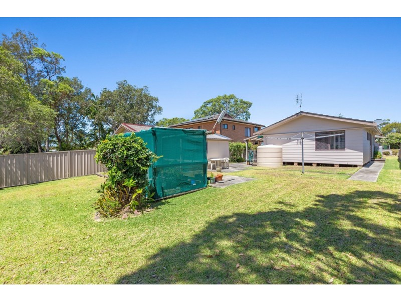 13 Dulkara Street, Gwandalan NSW 2259