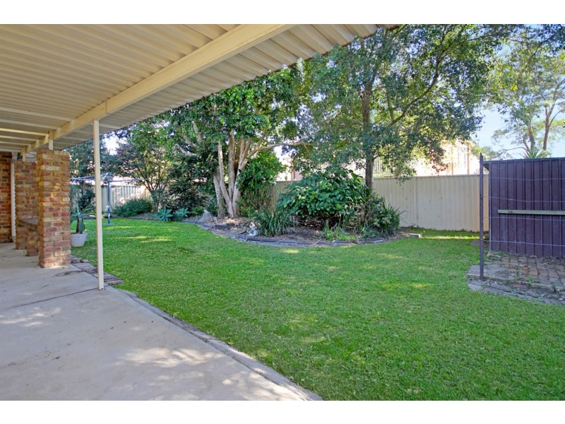 111 Vales Road, Mannering Park NSW 2259