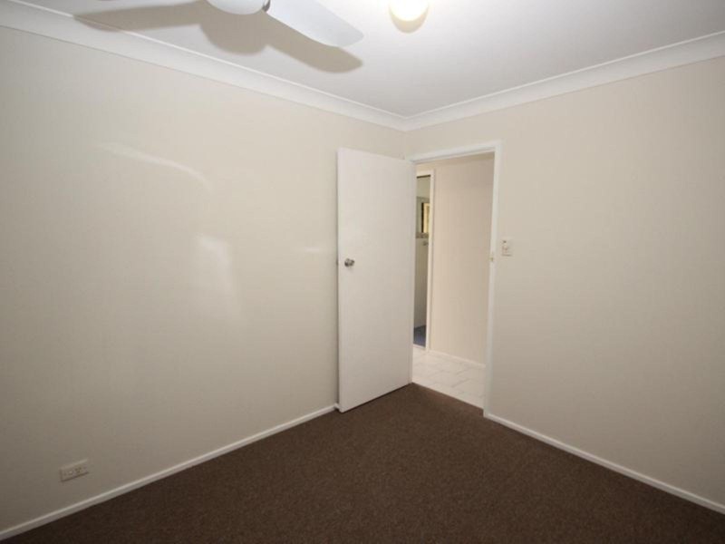 18 Warwick Avenue, Mannering Park NSW 2259