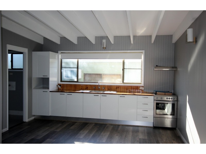 46 Catherine Street, Mannering Park NSW 2259