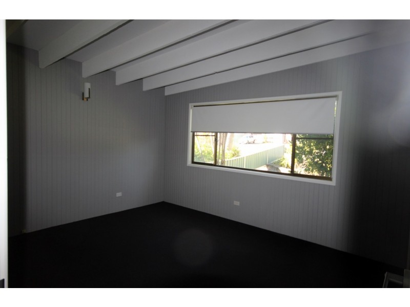 46 Catherine Street, Mannering Park NSW 2259